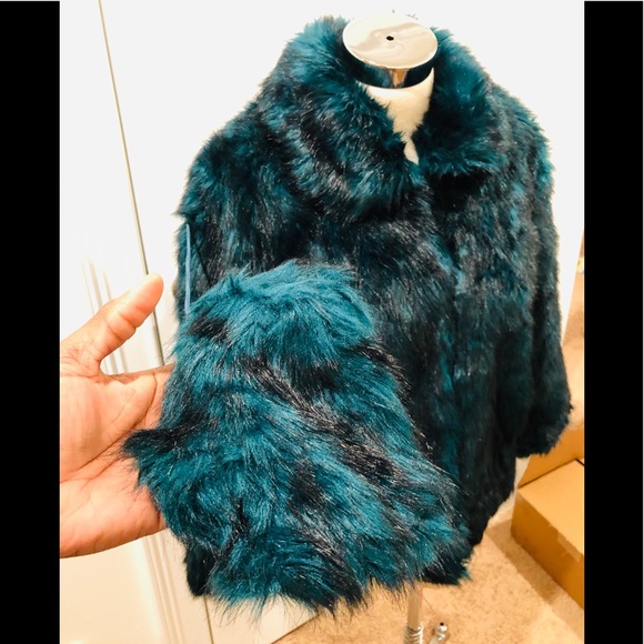 STUNNING TEAL FAUX FUR JACKET - Picture 6 of 15